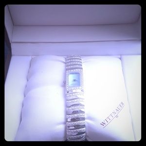 It is a Wittnauer watch. I have never used it.